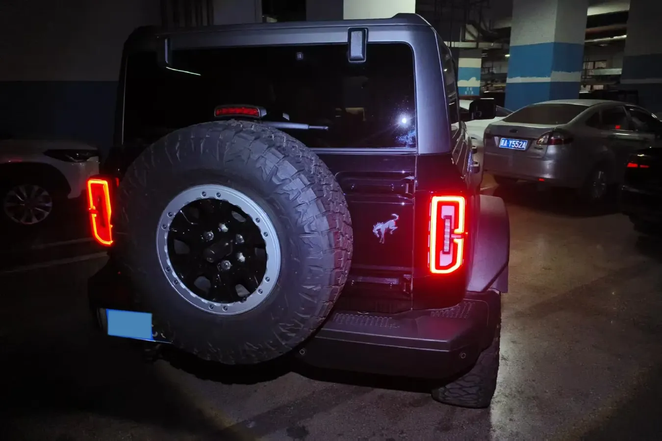 2024 Ford Bronco 2.3T 275HP L4 10AT,autocango,china used car exporter,china ev exporter,chinese used car exporter,chinese used ev exporter