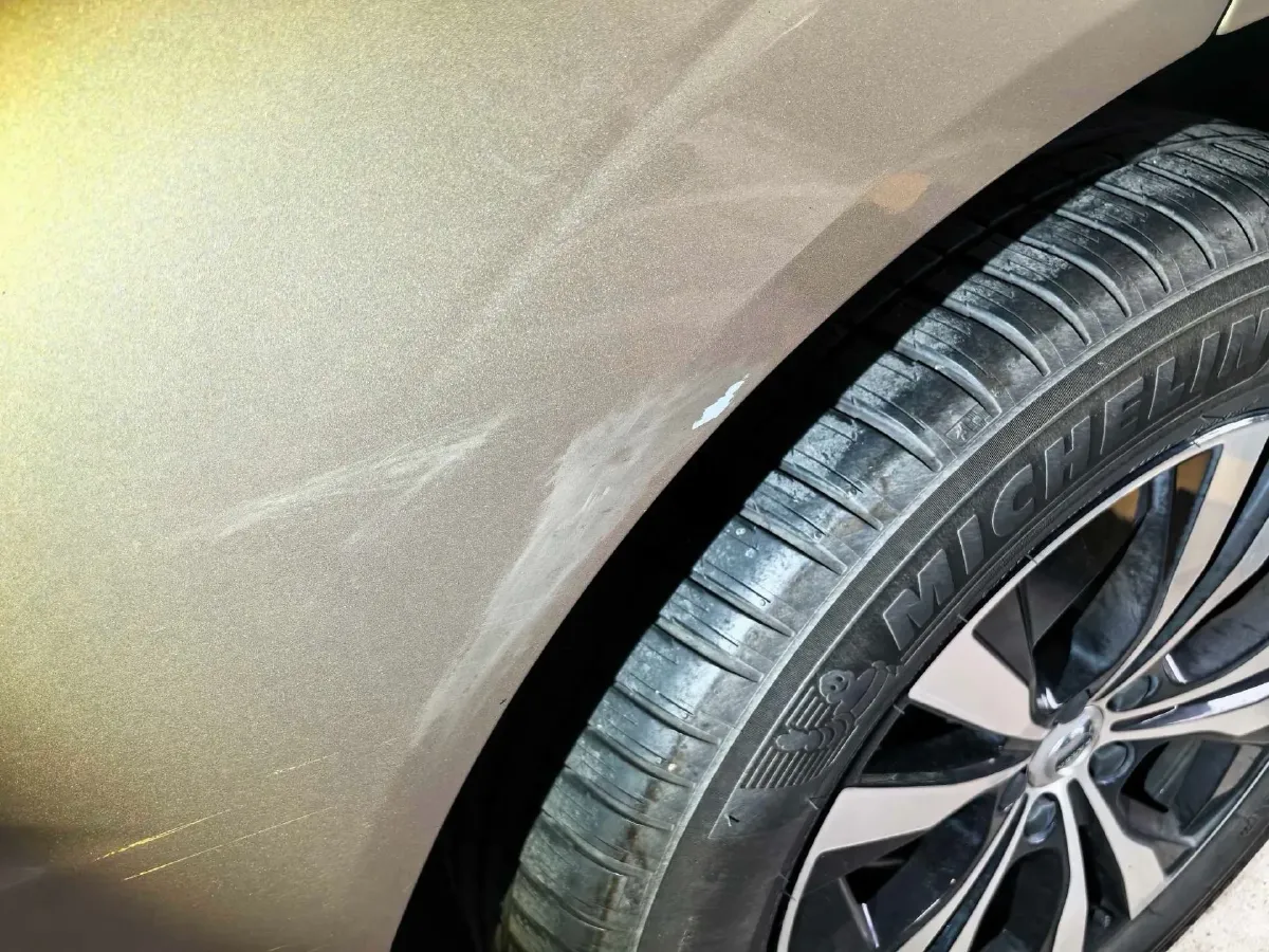 2023 Volvo XC60 2.0T 250HP L4 8AT,autocango,china used car exporter,china ev exporter,chinese used car exporter,chinese used ev exporter