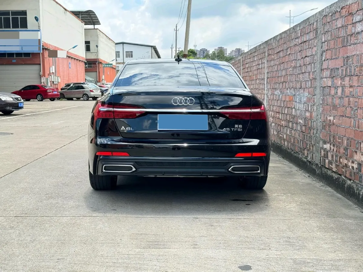 2020 Audi A6L 2.0T 224HP L4 7DCT,autocango,china used car exporter,china ev exporter,chinese used car exporter,chinese used ev exporter