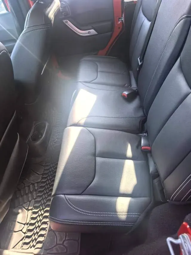 2017 Jeep Wrangler 3.0L 234HP V6 5AT,autocango,china used car exporter,china ev exporter,chinese used car exporter,chinese used ev exporter