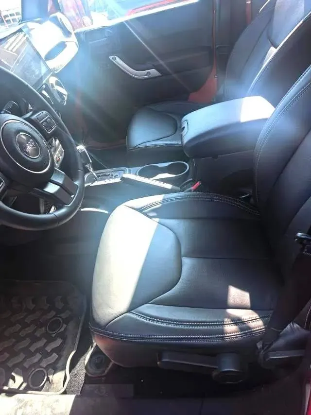 2017 Jeep Wrangler 3.0L 234HP V6 5AT,autocango,china used car exporter,china ev exporter,chinese used car exporter,chinese used ev exporter