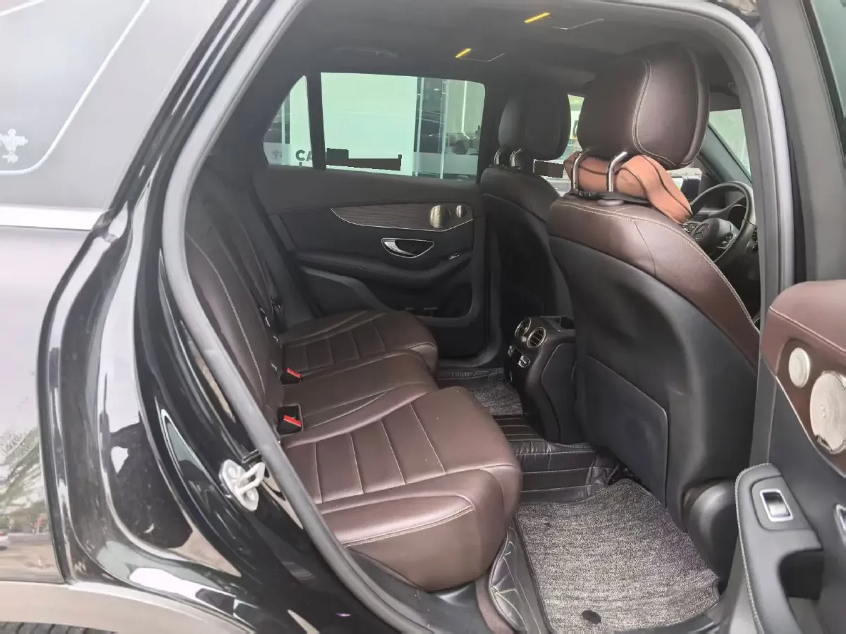 2022 Mercedes-Benz GLC Class 2.0T 258HP L4 9AT,autocango,china used car exporter,china ev exporter,chinese used car exporter,chinese used ev exporter