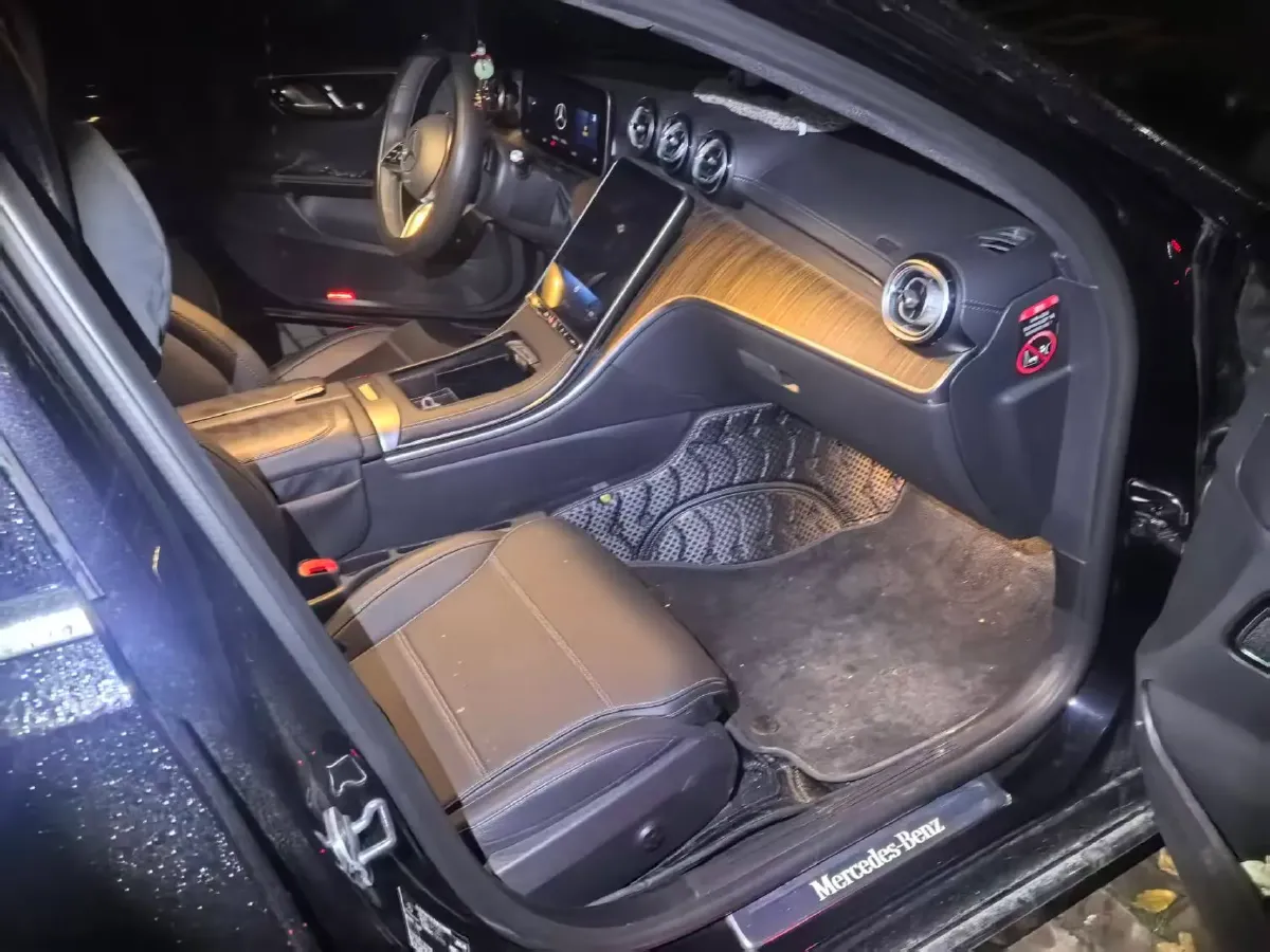 2025 Mercedes-Benz C Class 1.5T 204HP L4 9AT,autocango,china used car exporter,china ev exporter,chinese used car exporter,chinese used ev exporter