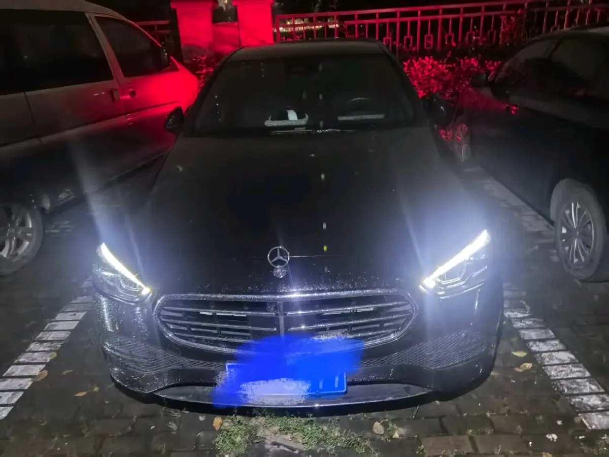 2025 Mercedes-Benz C Class 1.5T 204HP L4 9AT,autocango,china used car exporter,china ev exporter,chinese used car exporter,chinese used ev exporter