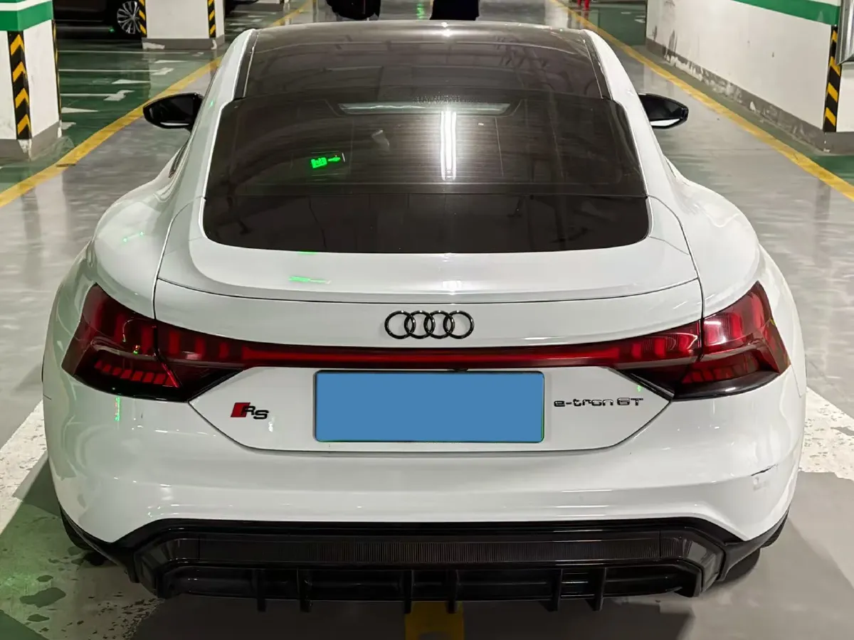 2023 Audi RS e-tron GT 2AT BEV 93.4KWH,autocango,china used car exporter,china ev exporter,chinese used car exporter,chinese used ev exporter