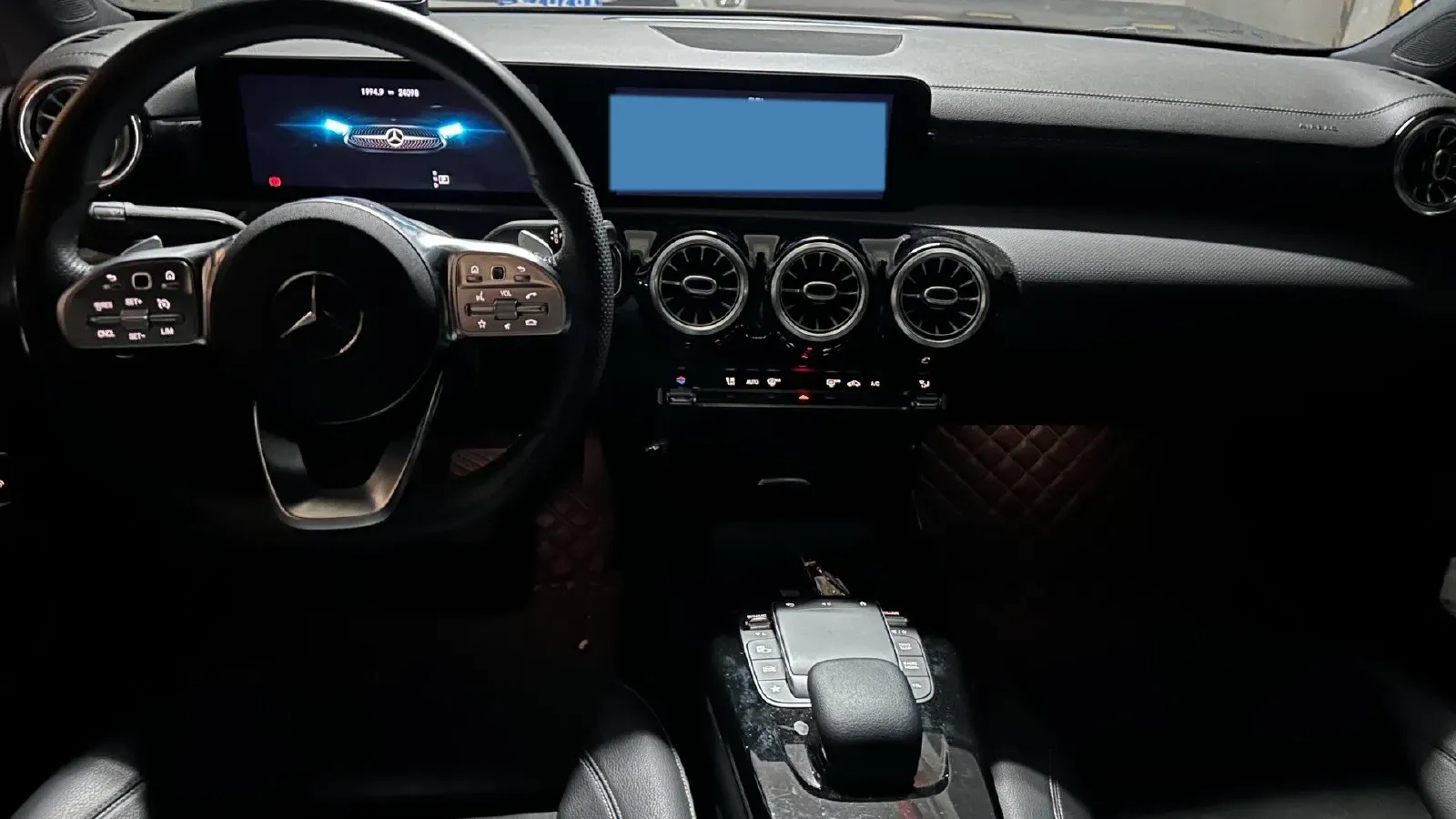 2021 Mercedes-Benz A Class 1.3T 163HP L4 7DCT,autocango,china used car exporter,china ev exporter,chinese used car exporter,chinese used ev exporter