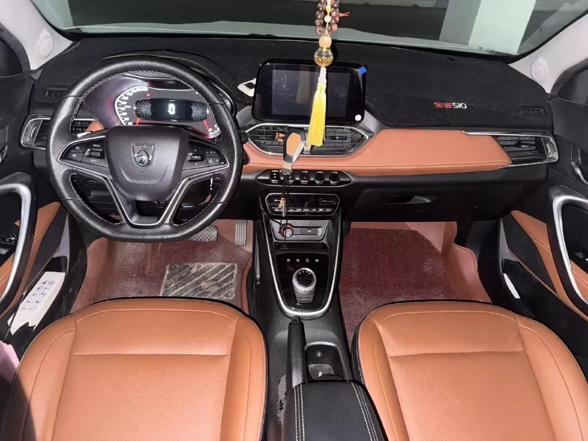 2017 BaoJun 510 1.5L 112HP L4 6MT,autocango,china used car exporter,china ev exporter,chinese used car exporter,chinese used ev exporter