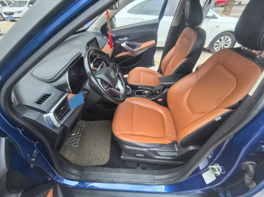 2019 Bestune X40 1.6L 114HP L4 5MT,autocango,china used car exporter,china ev exporter,chinese used car exporter,chinese used ev exporter