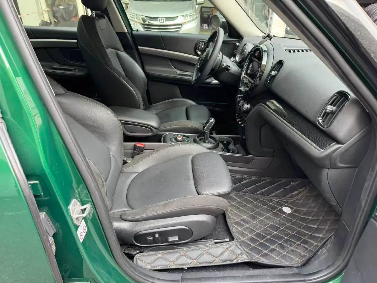 2019 MINI COUNTRYMAN 1.5T 136HP L3 8AT,autocango,china used car exporter,china ev exporter,chinese used car exporter,chinese used ev exporter