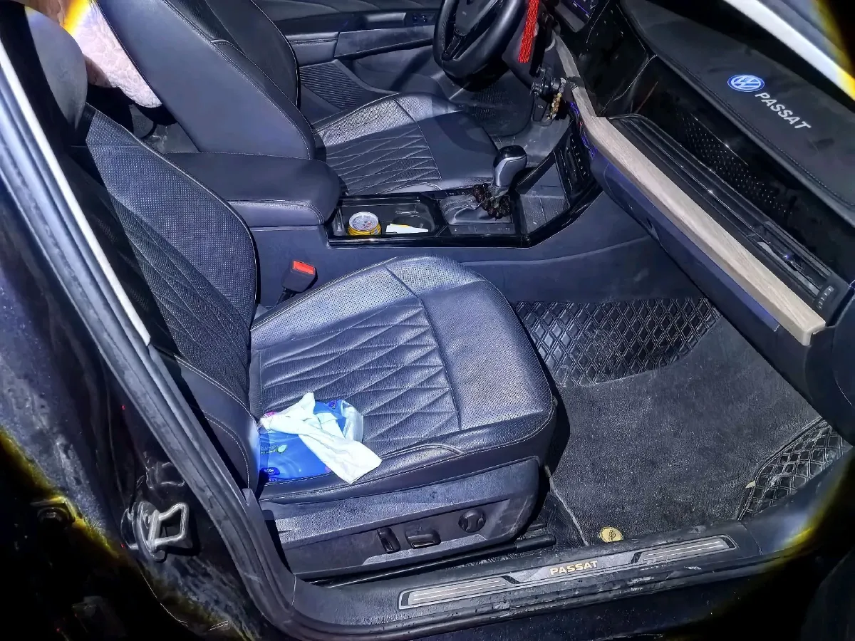 2020 Volkswagen Passat 2.0T 186HP L4 7DCT,autocango,china used car exporter,china ev exporter,chinese used car exporter,chinese used ev exporter