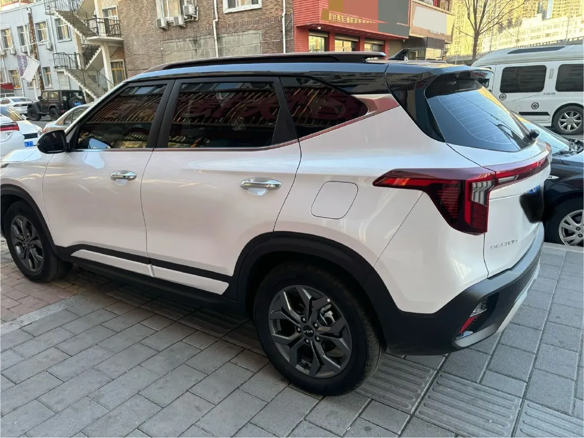 2023 Kia Seltos 1.5L 115HP L4 CVT,autocango,china used car exporter,china ev exporter,chinese used car exporter,chinese used ev exporter