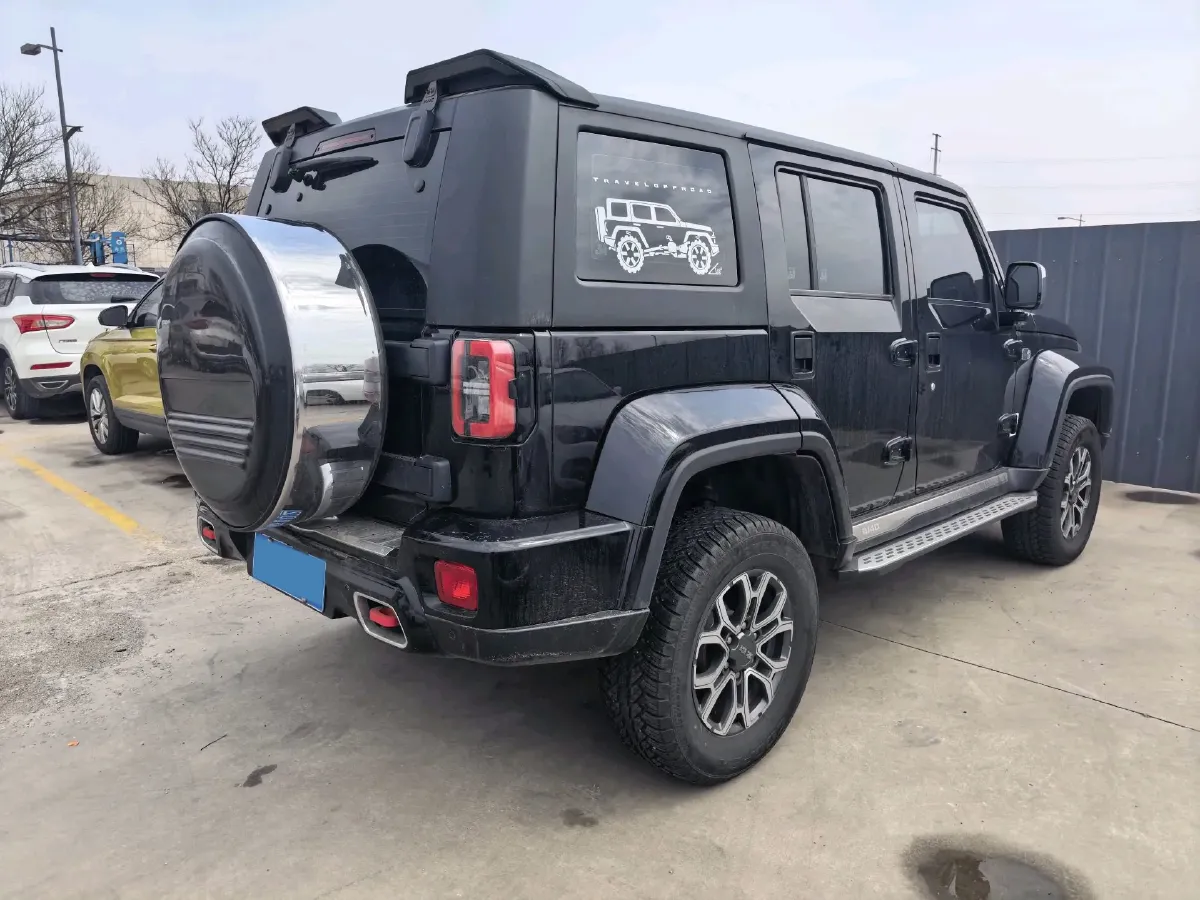 2023 Beijing BJ40 2.0T 224HP L4 8AT,autocango,china used car exporter,china ev exporter,chinese used car exporter,chinese used ev exporter
