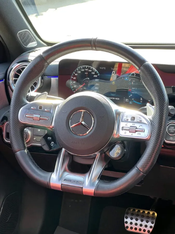 2022 Mercedes-Benz A AMG 2.0T 306HP L4 7DCT,autocango,china used car exporter,china ev exporter,chinese used car exporter,chinese used ev exporter