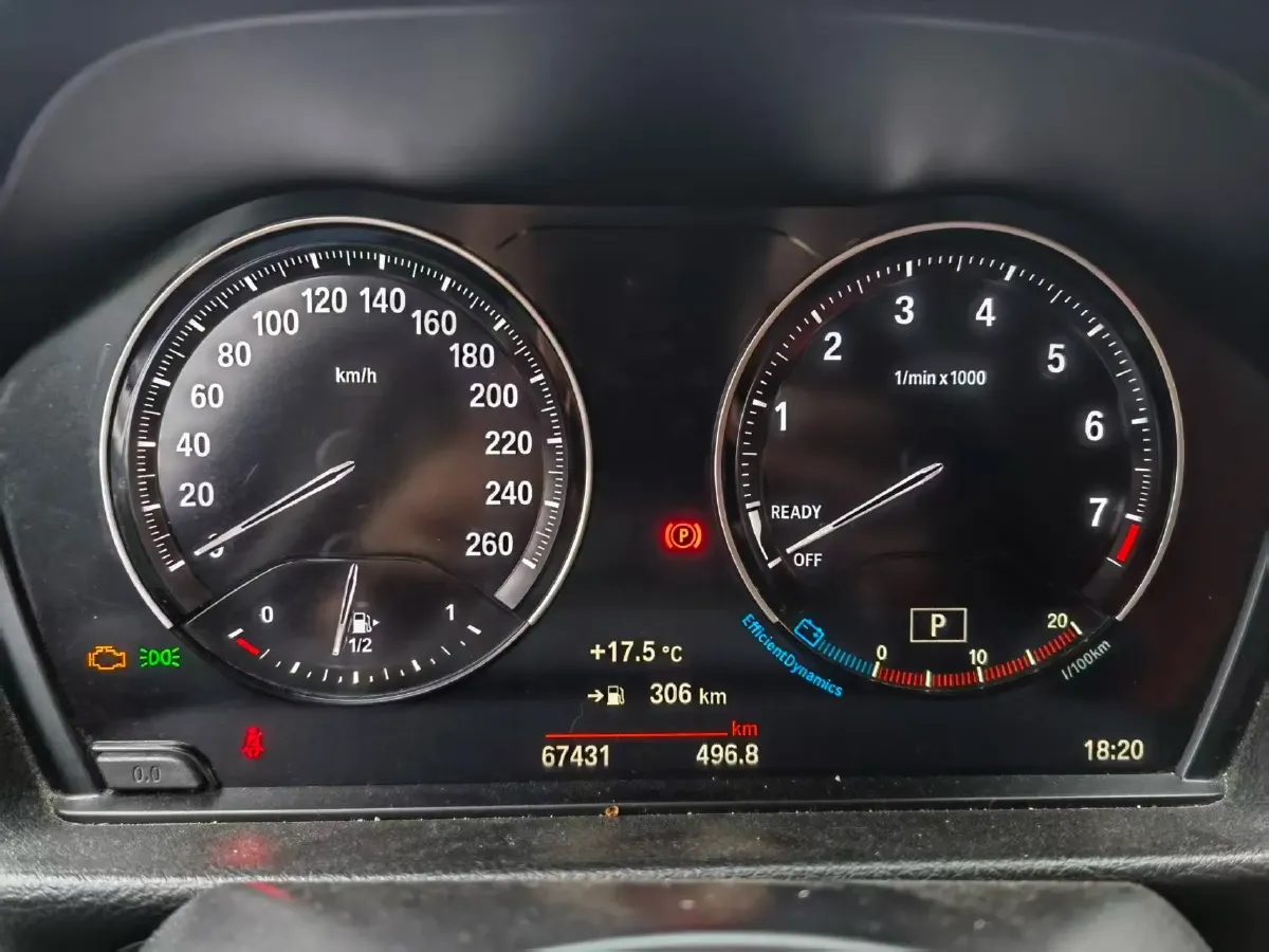 2021 BMW 1 Series 2.0T 192HP L4 7DCT,autocango,china used car exporter,china ev exporter,chinese used car exporter,chinese used ev exporter