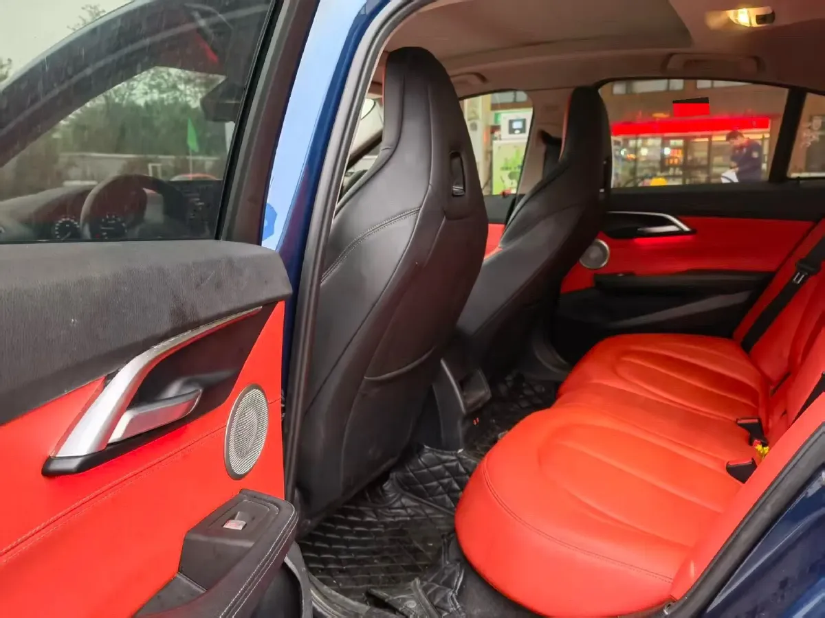 2021 BMW 1 Series 2.0T 192HP L4 7DCT,autocango,china used car exporter,china ev exporter,chinese used car exporter,chinese used ev exporter