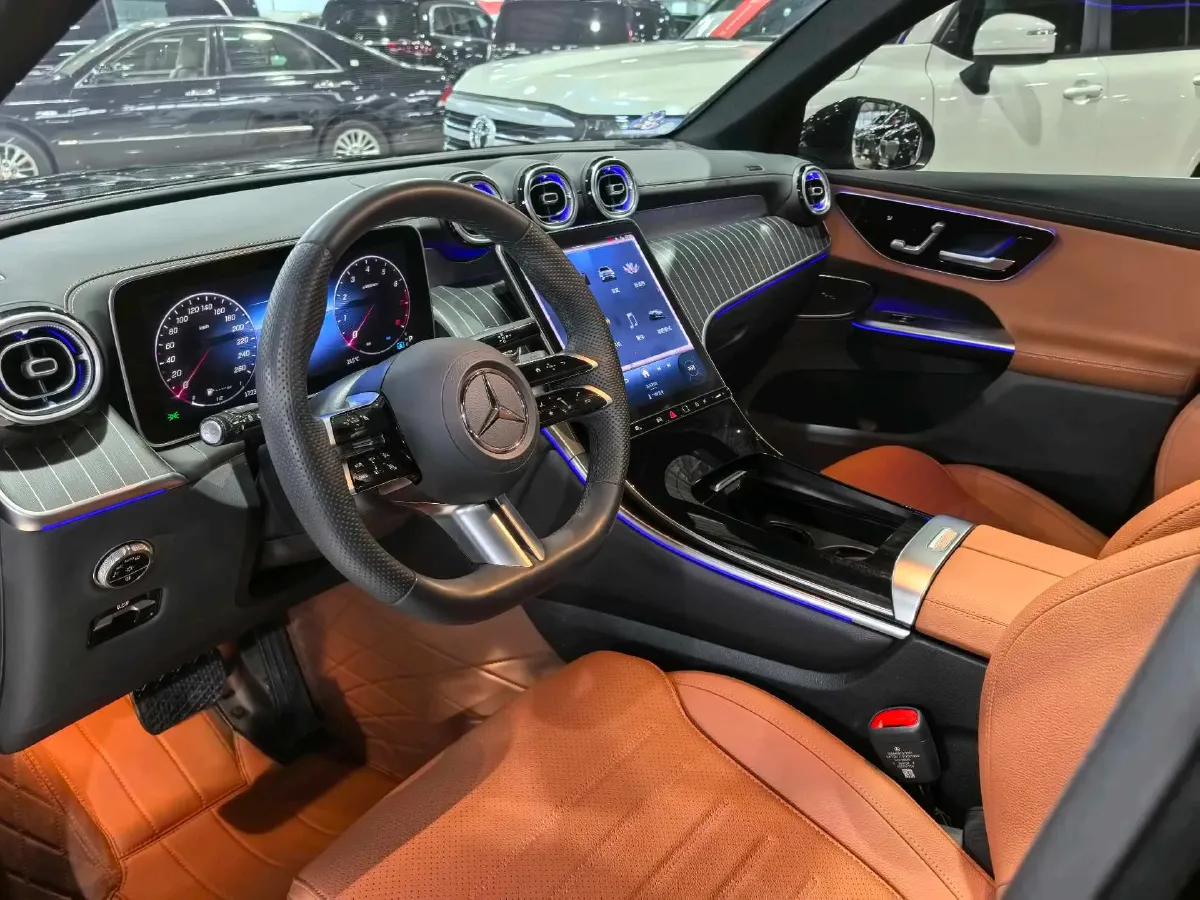 2024 Mercedes-Benz GLC Class 2.0T 258HP L4 9AT,autocango,china used car exporter,china ev exporter,chinese used car exporter,chinese used ev exporter