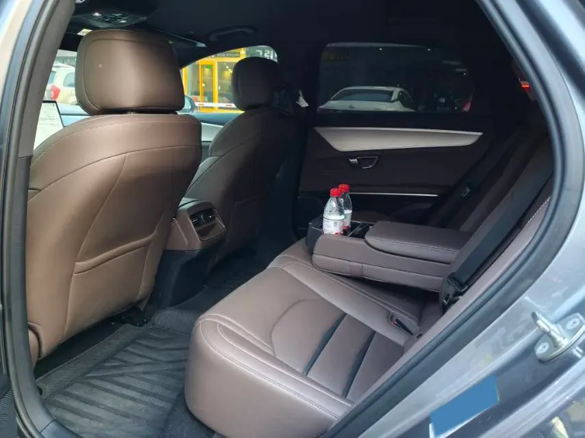 2025 BYD Han 1.5T 156HP L4 E-CVT PHEV,autocango,china used car exporter,china ev exporter,chinese used car exporter,chinese used ev exporter