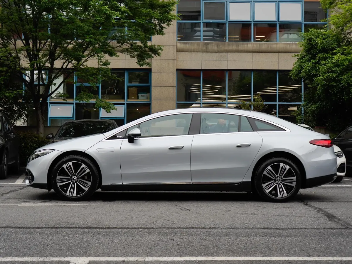 2023 Mercedes-Benz EQS Class BEV 111.8KWH,autocango,china used car exporter,china ev exporter,chinese used car exporter,chinese used ev exporter