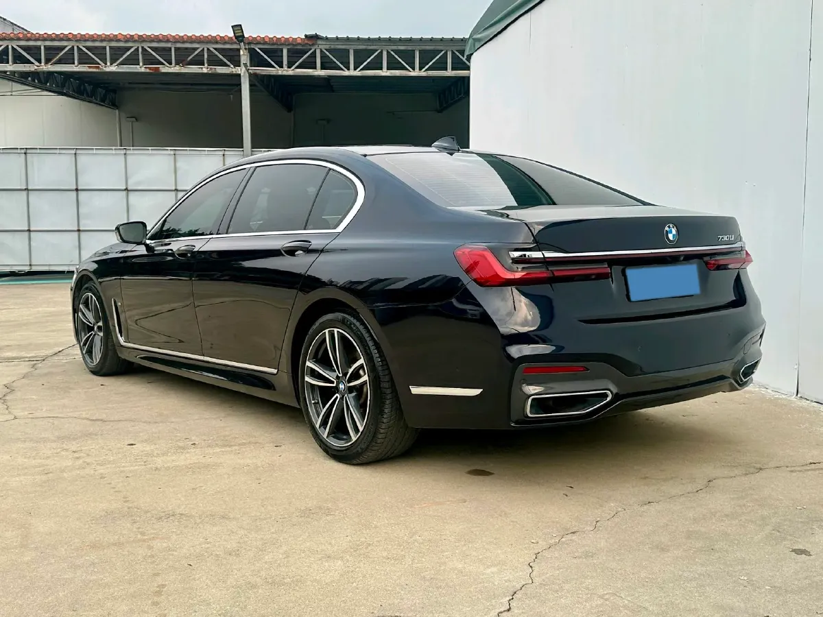 2021 BMW 7 Series 2.0T 265HP L4 8AT,autocango,china used car exporter,china ev exporter,chinese used car exporter,chinese used ev exporter