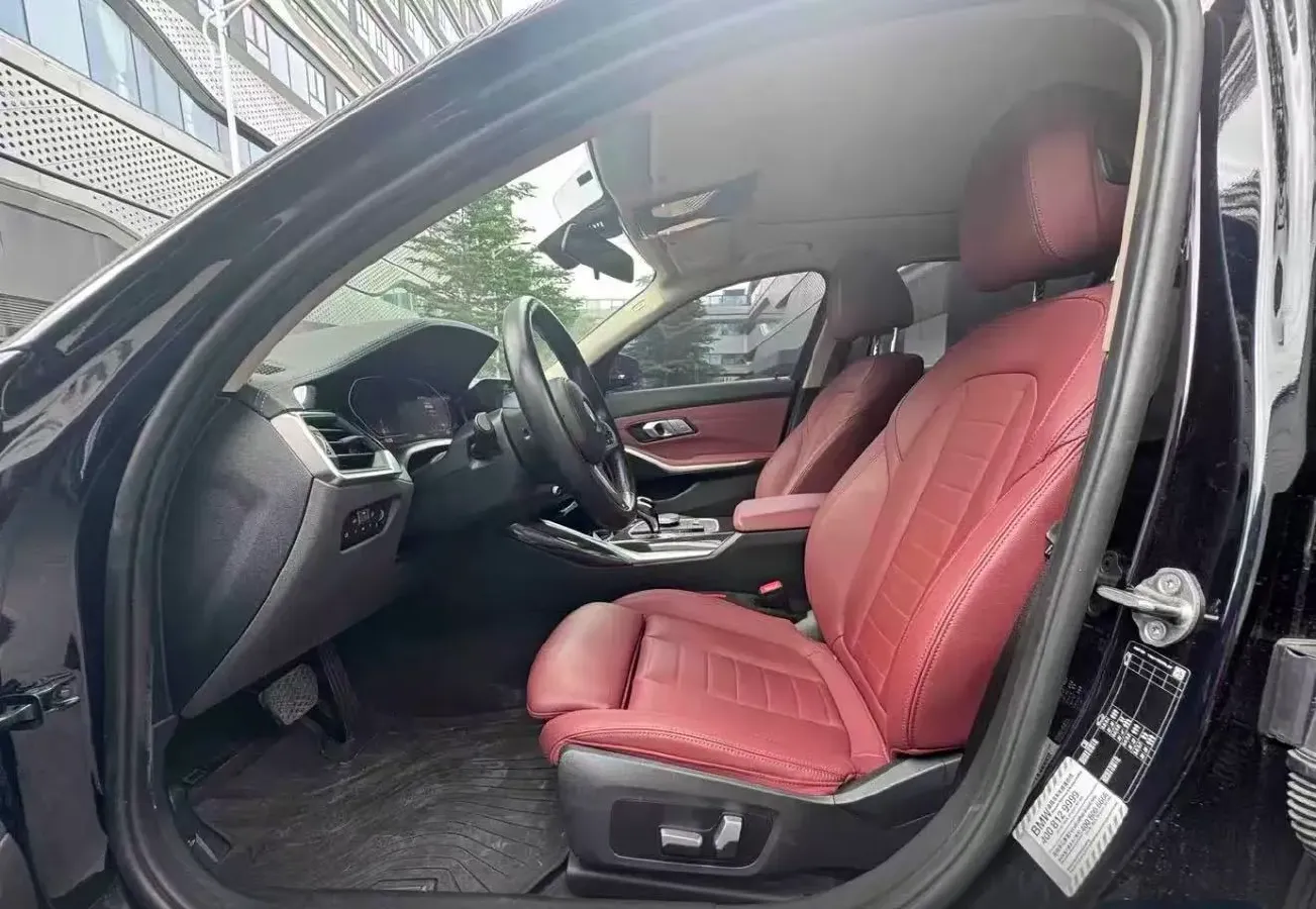 2021 BMW 3 Series 2.0T 156HP L4 8AT,autocango,china used car exporter,china ev exporter,chinese used car exporter,chinese used ev exporter