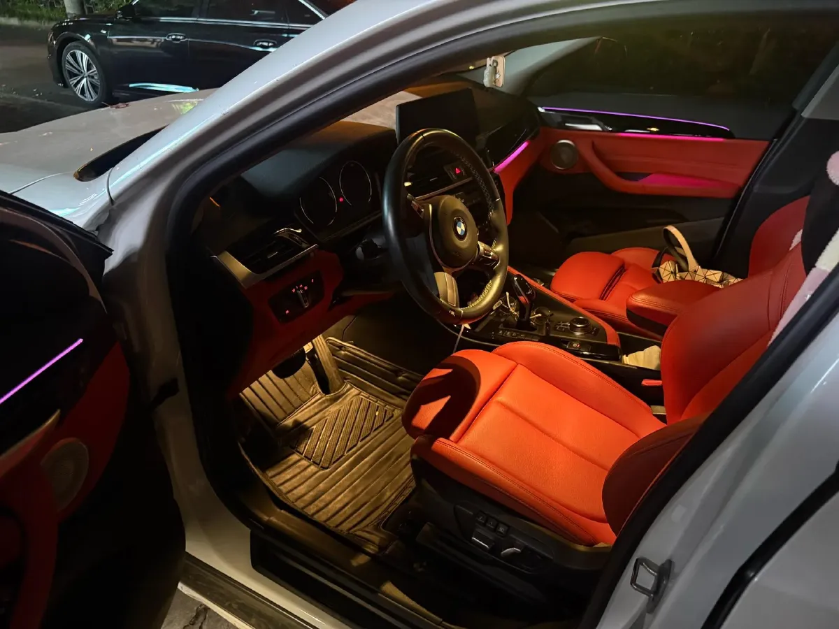 2023 BMW X2 2.0T 178HP L4 7DCT,autocango,china used car exporter,china ev exporter,chinese used car exporter,chinese used ev exporter