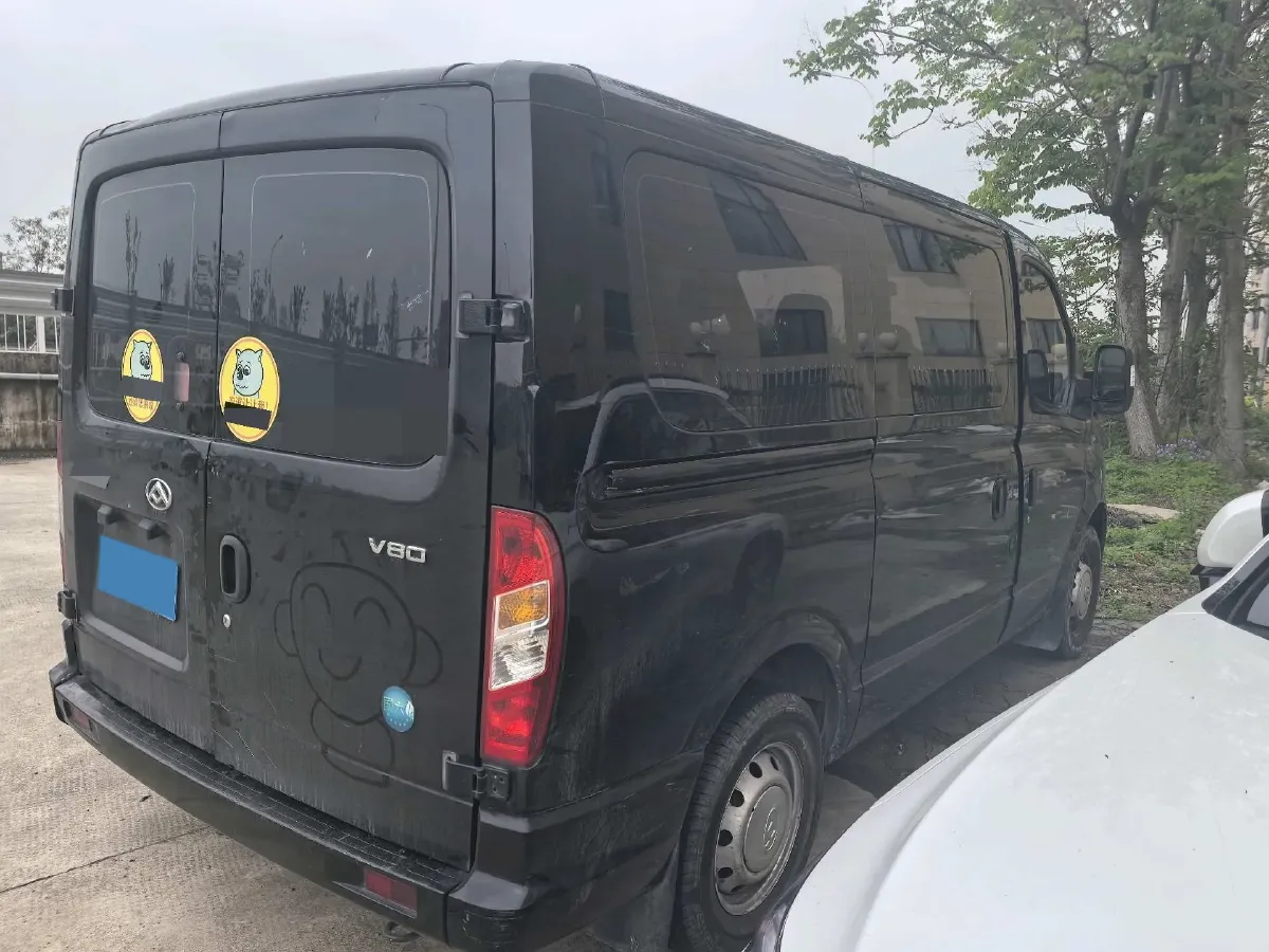 2023 DongFeng DFAC YuFeng 2.0T 136HP L4 6MT,autocango,china used car exporter,china ev exporter,chinese used car exporter,chinese used ev exporter