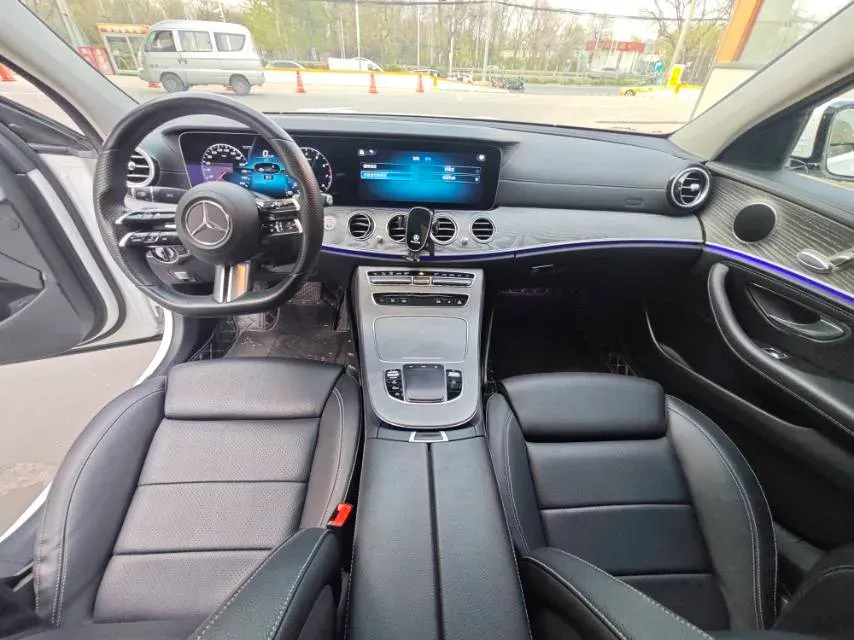 2022 Mercedes-Benz E Class 2.0T 197HP L4 9AT,autocango,china used car exporter,china ev exporter,chinese used car exporter,chinese used ev exporter