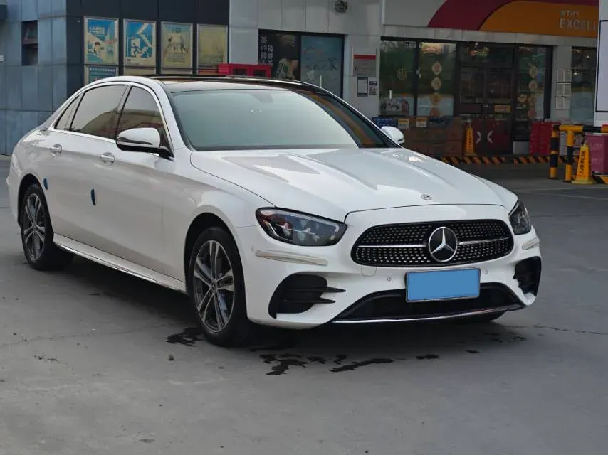 2022 Mercedes-Benz E Class 2.0T 197HP L4 9AT,autocango,china used car exporter,china ev exporter,chinese used car exporter,chinese used ev exporter