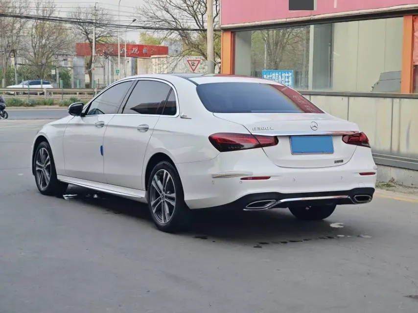 2022 Mercedes-Benz E Class 2.0T 197HP L4 9AT,autocango,china used car exporter,china ev exporter,chinese used car exporter,chinese used ev exporter