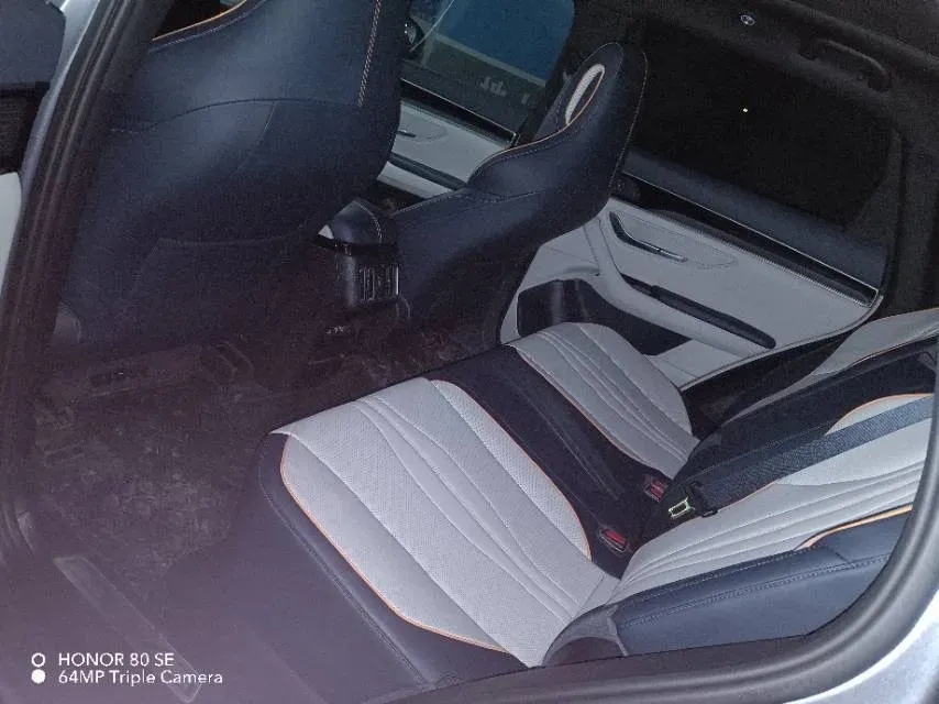 2022 Hyundai Tucson 2.0L 150HP L4 6AT Hybrid,autocango,china used car exporter,china ev exporter,chinese used car exporter,chinese used ev exporter