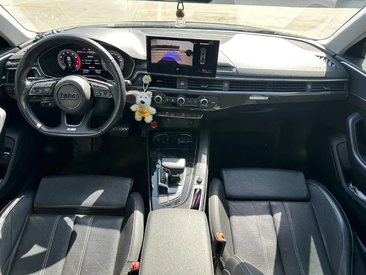 2020 Audi A4L 2.0T 190HP L4 7DCT,autocango,china used car exporter,china ev exporter,chinese used car exporter,chinese used ev exporter