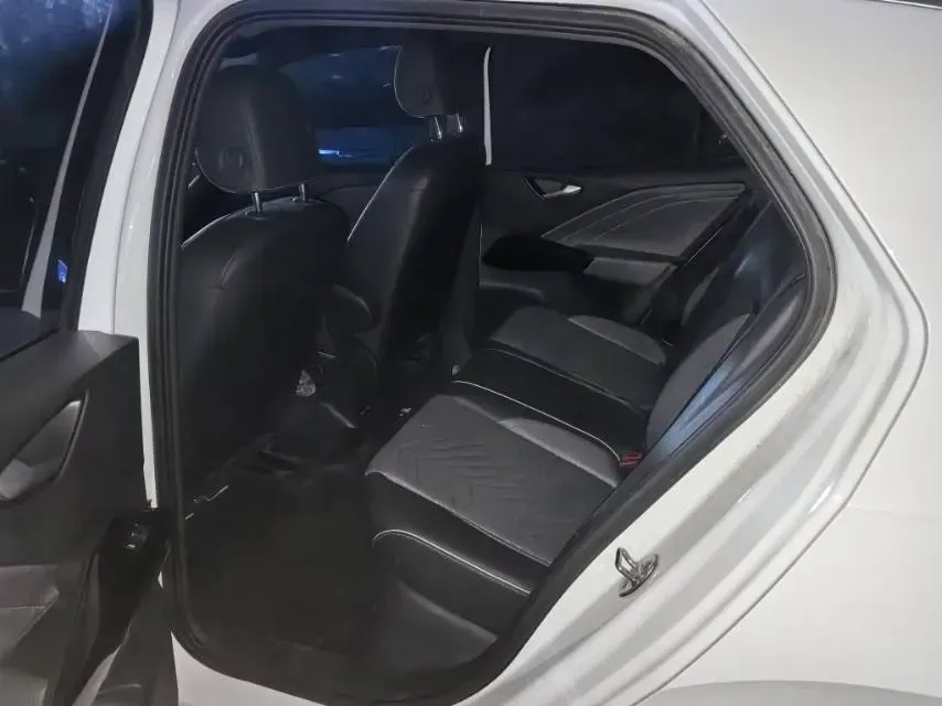 2024 Volkswagen ID.3 BEV 52.8KWH,autocango,china used car exporter,china ev exporter,chinese used car exporter,chinese used ev exporter