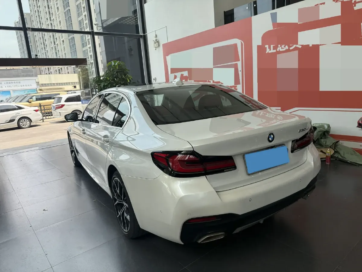 2021 BMW 5 Series 2.0T 252HP L4 8AT,autocango,china used car exporter,china ev exporter,chinese used car exporter,chinese used ev exporter