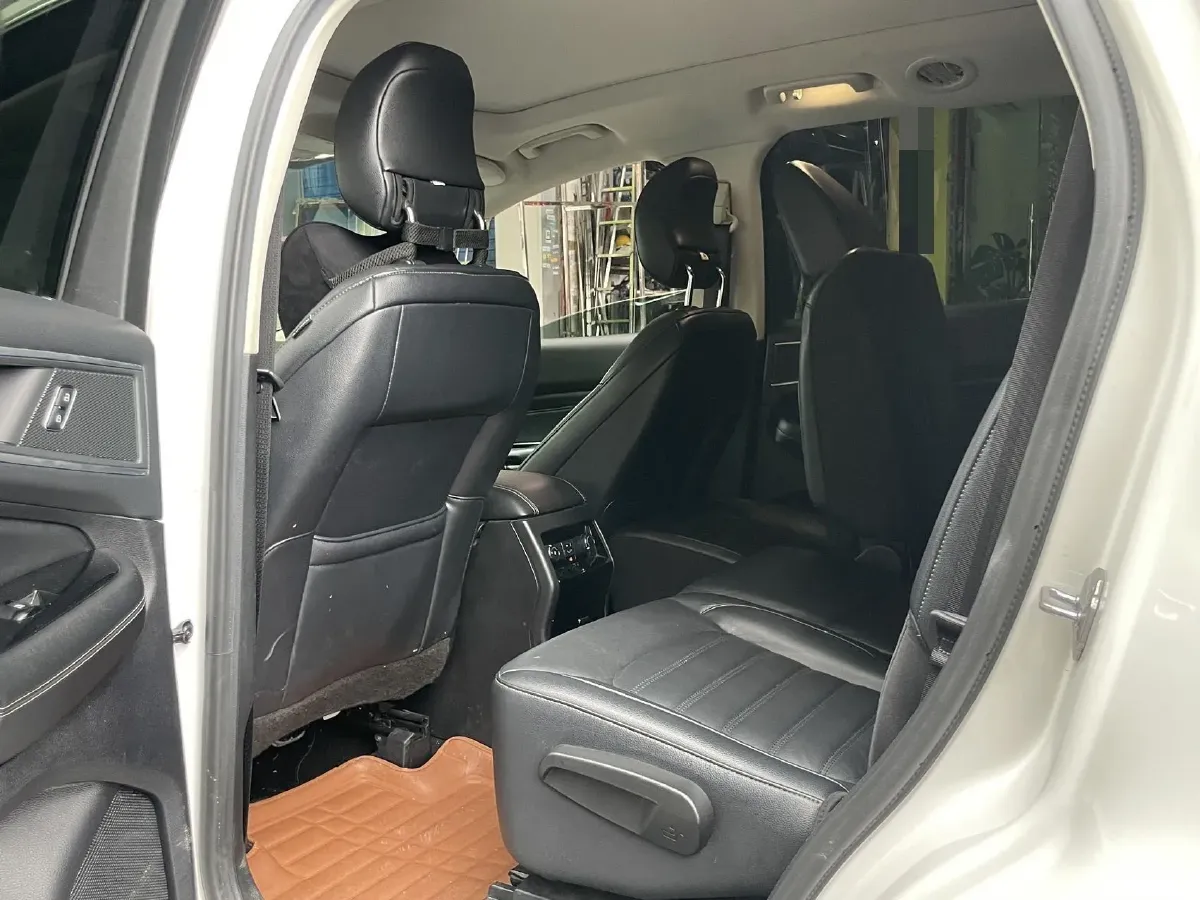 2018 Ford Edge 2.0T 245HP L4 6AT,autocango,china used car exporter,china ev exporter,chinese used car exporter,chinese used ev exporter