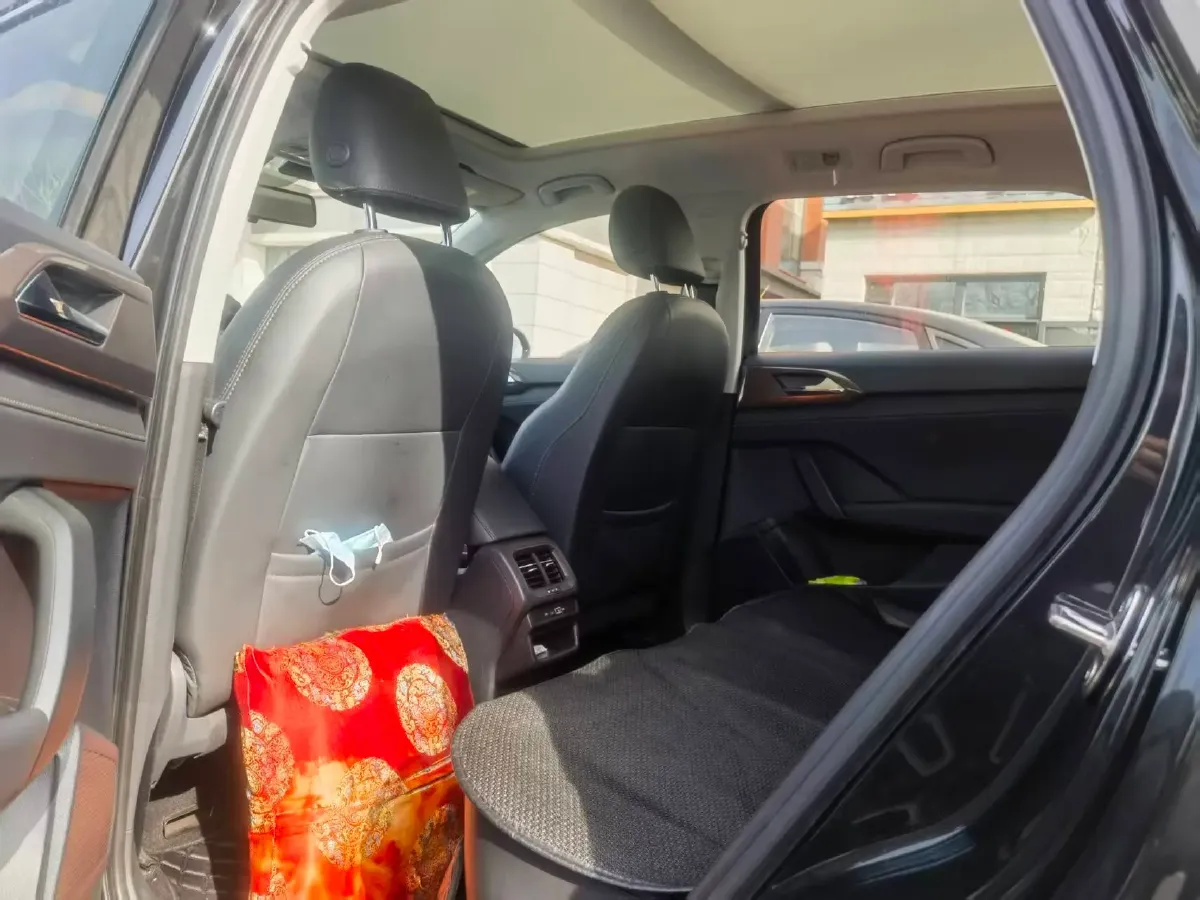 2022 Volkswagen Tharu 1.4T 150HP L4 7DCT,autocango,china used car exporter,china ev exporter,chinese used car exporter,chinese used ev exporter