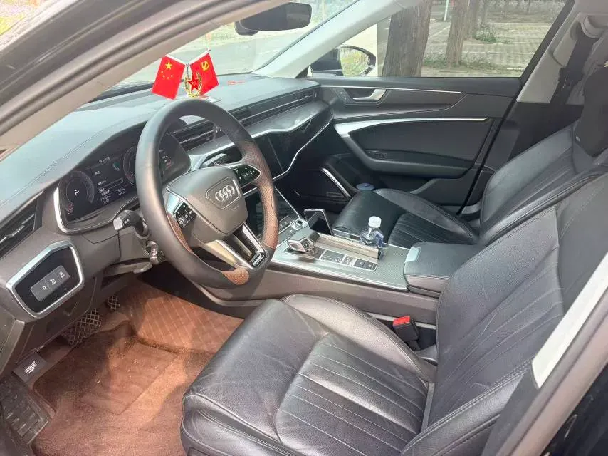 2021 Audi A6L 2.0T 224HP L4 7DCT,autocango,china used car exporter,china ev exporter,chinese used car exporter,chinese used ev exporter