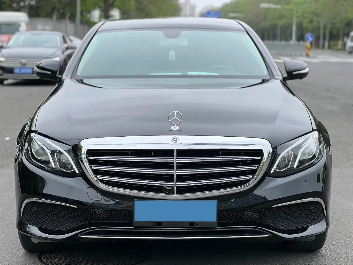 2020 Mercedes-Benz E Class 2.0T 258HP L4 9AT,autocango,china used car exporter,china ev exporter,chinese used car exporter,chinese used ev exporter