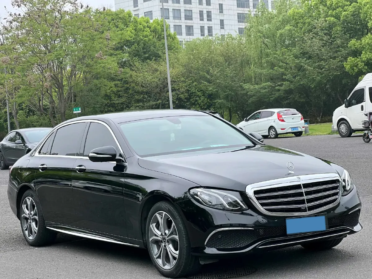 2020 Mercedes-Benz E Class 2.0T 258HP L4 9AT,autocango,china used car exporter,china ev exporter,chinese used car exporter,chinese used ev exporter