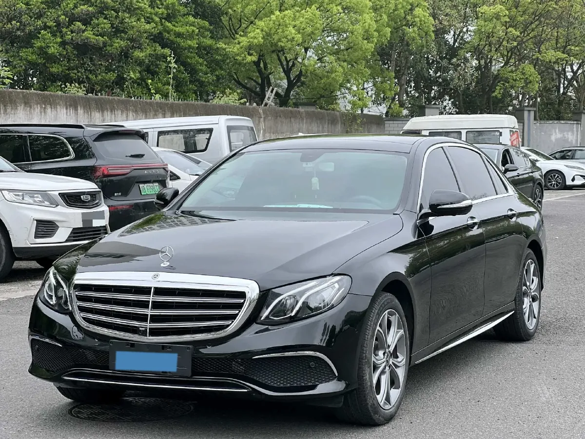 2020 Mercedes-Benz E Class 2.0T 258HP L4 9AT,autocango,china used car exporter,china ev exporter,chinese used car exporter,chinese used ev exporter