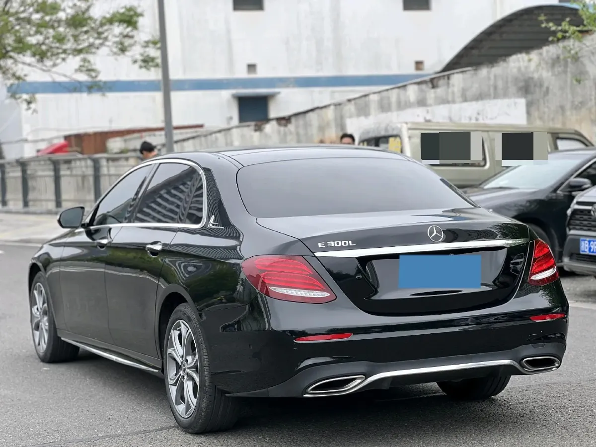 2020 Mercedes-Benz E Class 2.0T 258HP L4 9AT,autocango,china used car exporter,china ev exporter,chinese used car exporter,chinese used ev exporter
