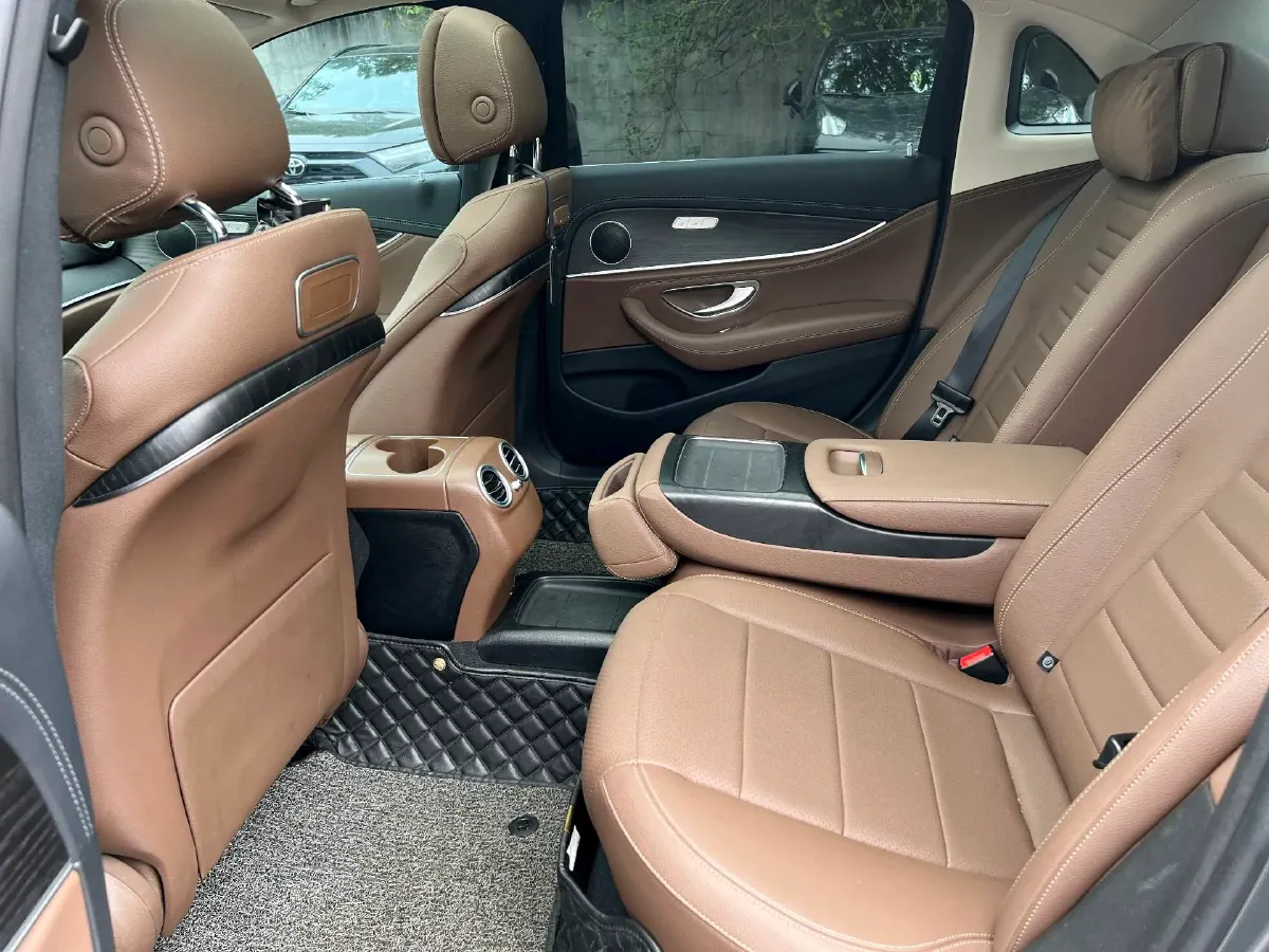 2020 Mercedes-Benz E Class 2.0T 258HP L4 9AT,autocango,china used car exporter,china ev exporter,chinese used car exporter,chinese used ev exporter