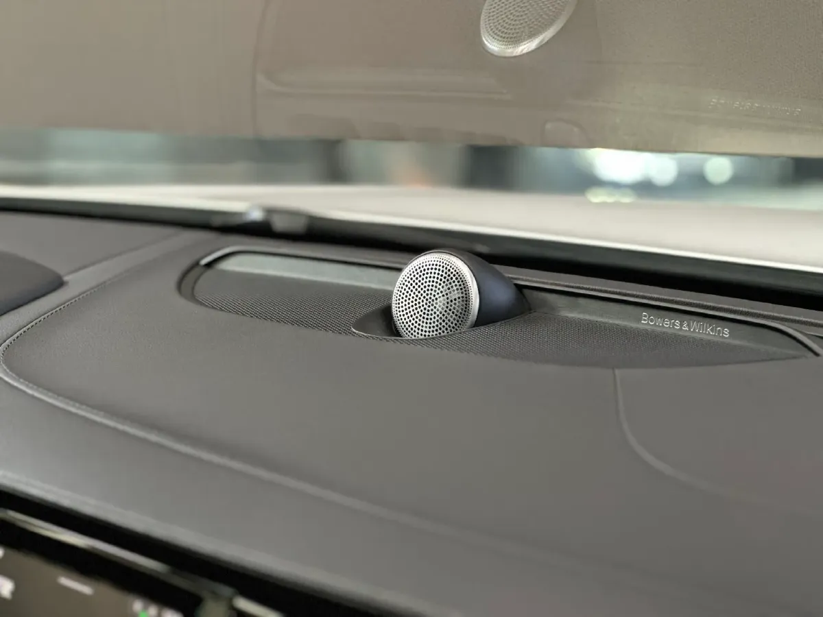 2022 Volvo S90 2.0T 250HP L4 8AT,autocango,china used car exporter,china ev exporter,chinese used car exporter,chinese used ev exporter