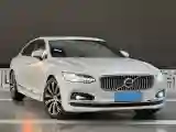 2022 Volvo S90 2.0T 250HP L4 8AT