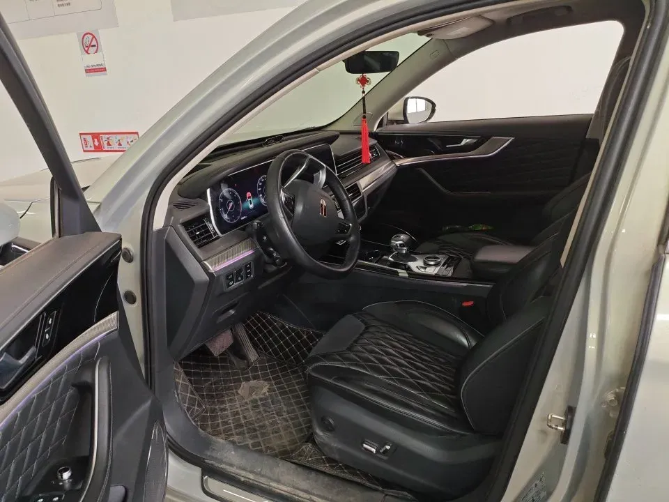 2019 HongQi HS5 2.0T 224HP L4 6AT,autocango,china used car exporter,china ev exporter,chinese used car exporter,chinese used ev exporter