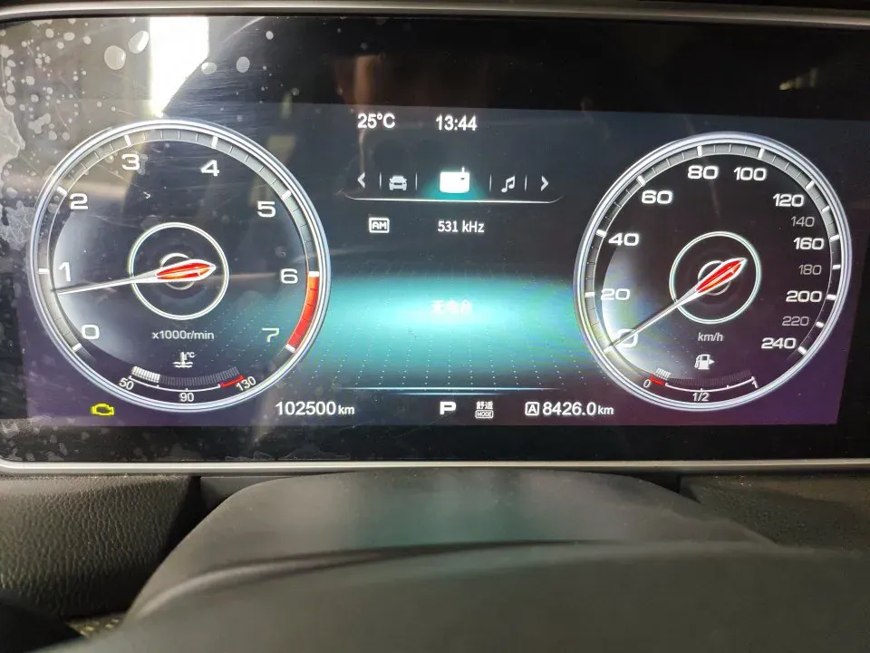 2019 HongQi HS5 2.0T 224HP L4 6AT,autocango,china used car exporter,china ev exporter,chinese used car exporter,chinese used ev exporter