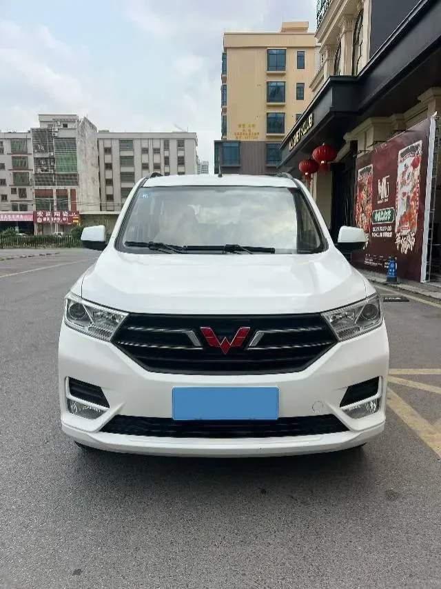 2019 WuLing HongGuang 1.5L 99HP L4 6MT,autocango,china used car exporter,china ev exporter,chinese used car exporter,chinese used ev exporter