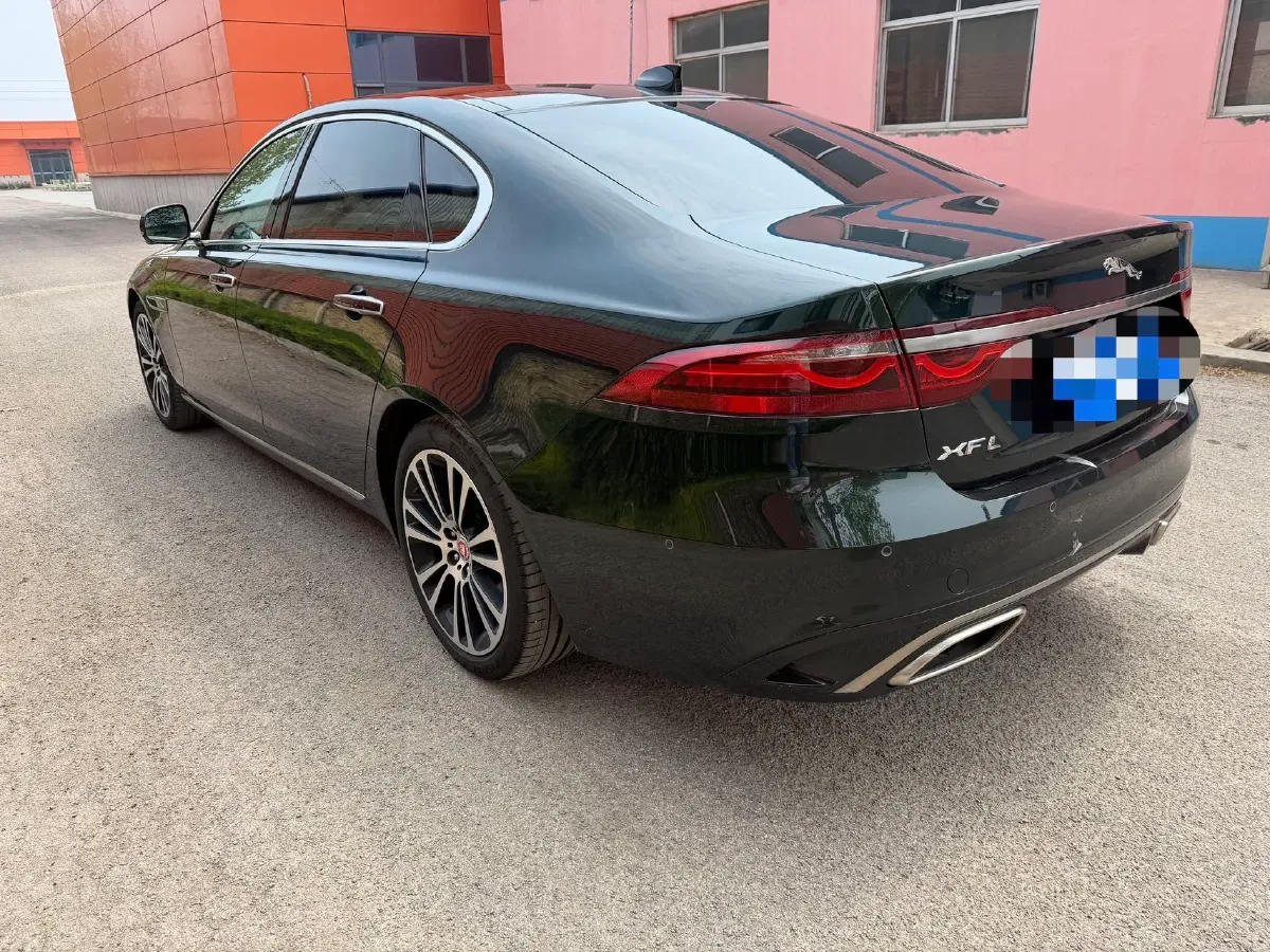 2021 Jaguar XFL 2.0T 250HP L4 8AT,autocango,china used car exporter,china ev exporter,chinese used car exporter,chinese used ev exporter