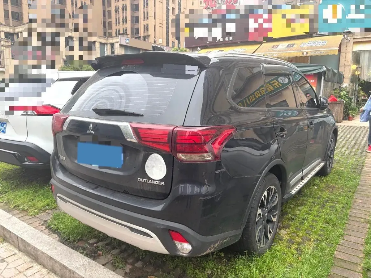2020 Mitsubishi Outlander 2.0L 166HP L4 CVT,autocango,china used car exporter,china ev exporter,chinese used car exporter,chinese used ev exporter