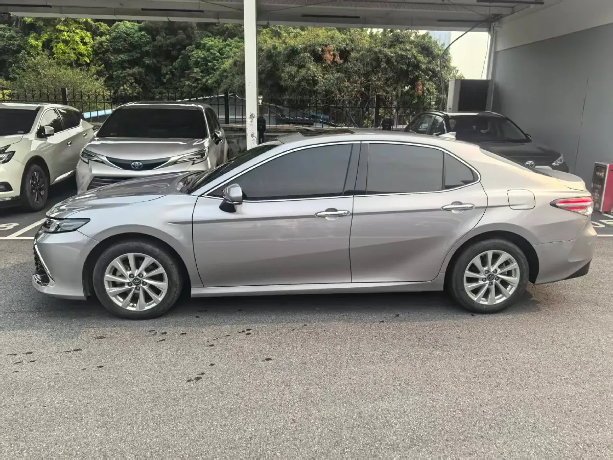 2021 Toyota Camry 2.0L 178HP L4 CVT,autocango,china used car exporter,china ev exporter,chinese used car exporter,chinese used ev exporter