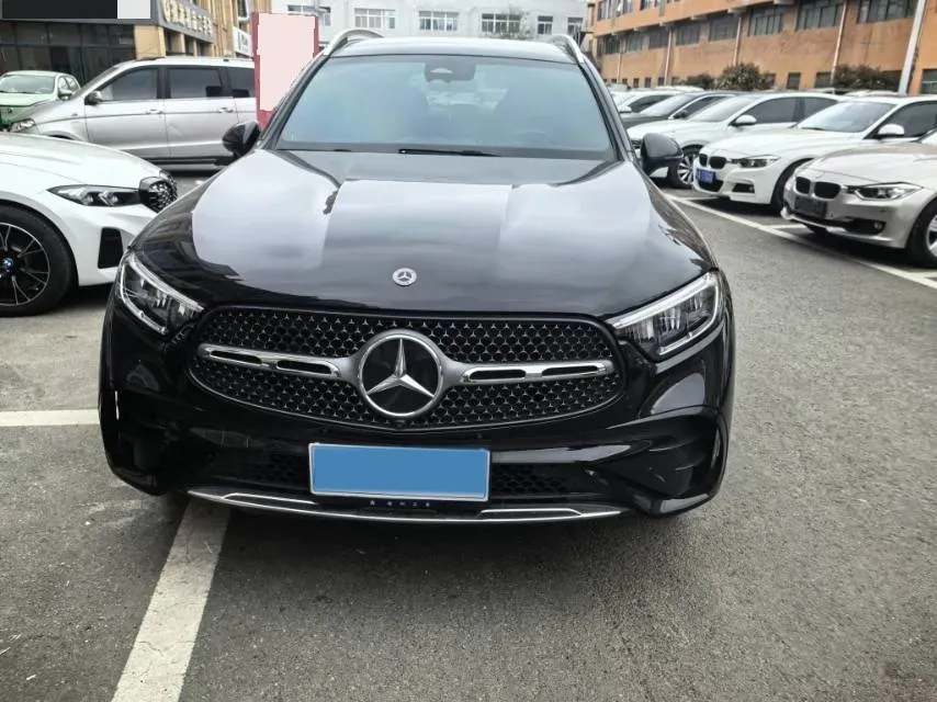 2025 Mercedes-Benz GLC Class 2.0T 204HP L4 9AT,autocango,china used car exporter,china ev exporter,chinese used car exporter,chinese used ev exporter